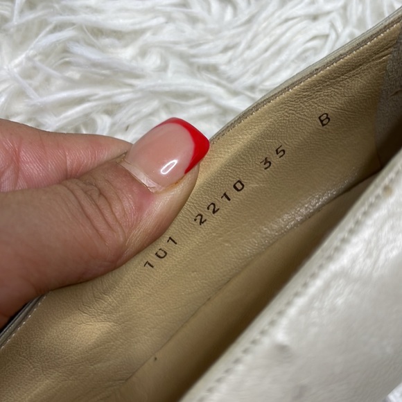 Vintage gucci almond style heels • 35 - Picture 3 of 8